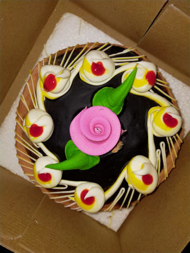 Picture of bread cake For Birthday 500g