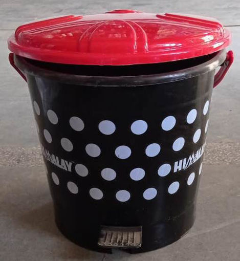Picture of Himalay dustbin pedal bin
